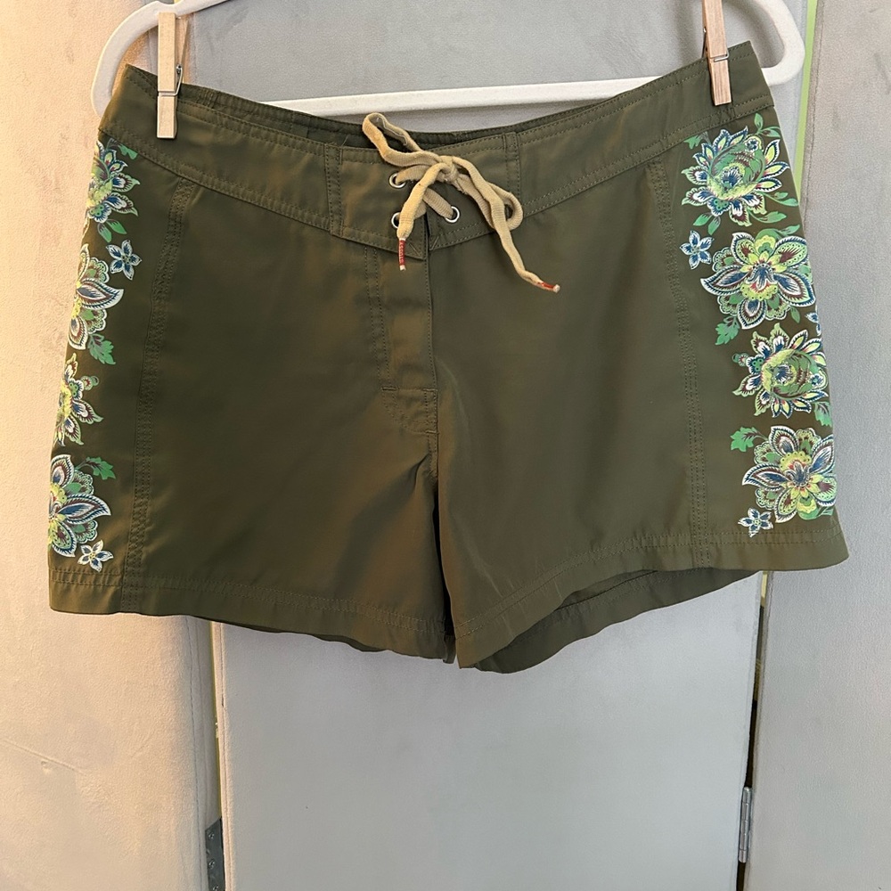 Women’s Vintage Stussy Shorts